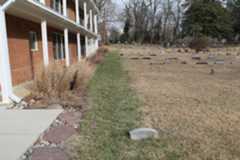 Larger memorial image loading...