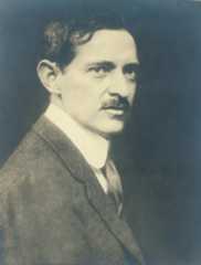 Larger memorial image loading...