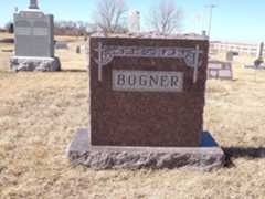 Larger memorial image loading...