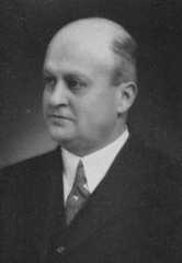 Larger memorial image loading...