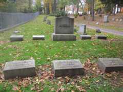 Larger memorial image loading...