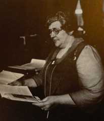 Larger memorial image loading...