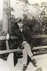 Larger memorial image loading...