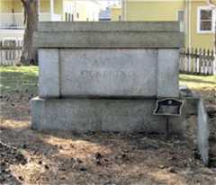 Larger memorial image loading...