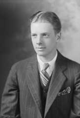 Larger memorial image loading...