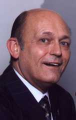 Larger memorial image loading...