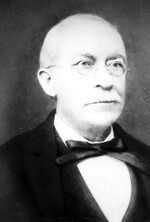 Larger memorial image loading...