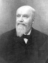 Larger memorial image loading...