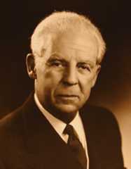 Larger memorial image loading...