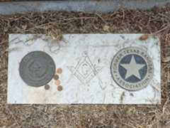 Larger memorial image loading...