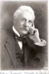 Larger memorial image loading...