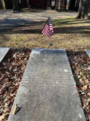 Larger memorial image loading...