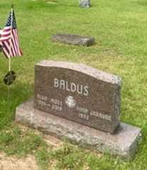 Larger memorial image loading...