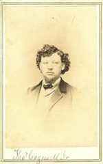 Larger memorial image loading...