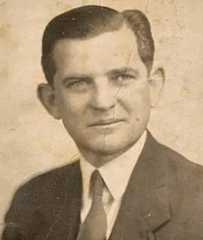 Larger memorial image loading...