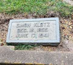 Larger memorial image loading...