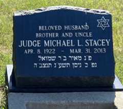 Larger memorial image loading...