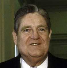 Larger memorial image loading...