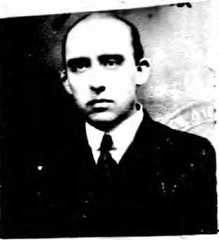 Larger memorial image loading...