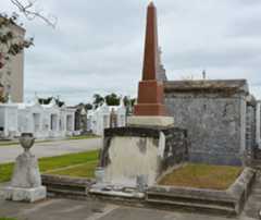 Larger memorial image loading...