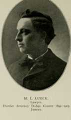 Larger memorial image loading...