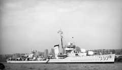 Larger memorial image loading...