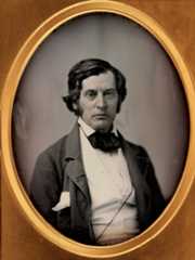 Larger memorial image loading...