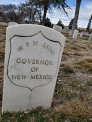 Larger memorial image loading...