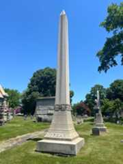 Larger memorial image loading...