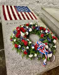 Larger memorial image loading...