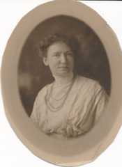 Larger memorial image loading...