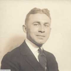 Larger memorial image loading...