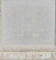 Larger memorial image loading...