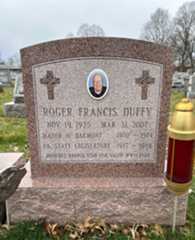 Larger memorial image loading...