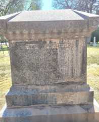 Larger memorial image loading...