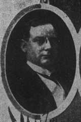 Larger memorial image loading...