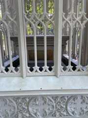 Larger memorial image loading...