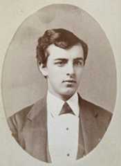 Larger memorial image loading...