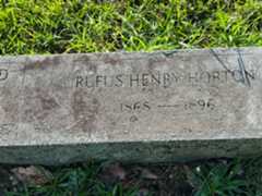 Larger memorial image loading...