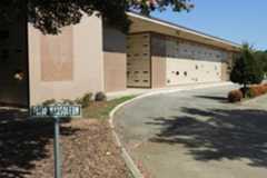 Larger memorial image loading...