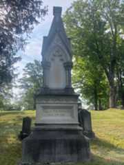 Larger memorial image loading...