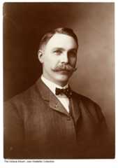 Larger memorial image loading...