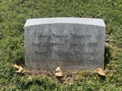 Larger memorial image loading...