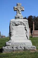 Larger memorial image loading...