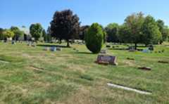 Larger memorial image loading...