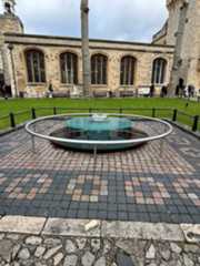 Larger memorial image loading...