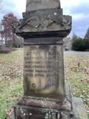 Larger memorial image loading...