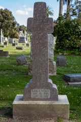 Larger memorial image loading...