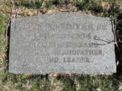 Larger memorial image loading...