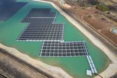 実は陸上設置より発電効率がよい…「水上太陽光発電所」、太陽HDが拡大中